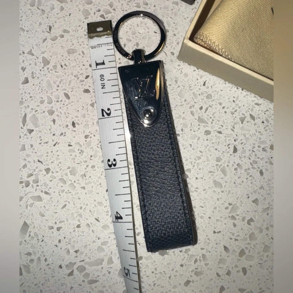 Louis Vuitton Damier Graphite Dragonne LV Key Holder NWB